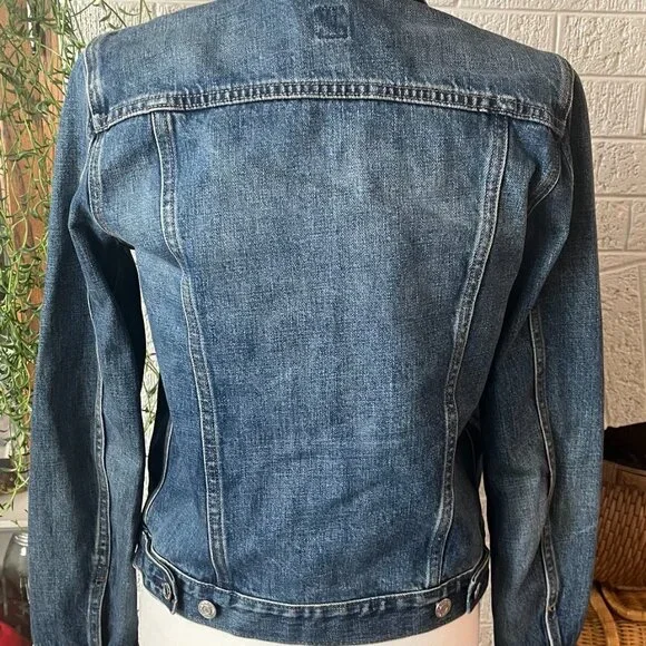 GAP Jean Jacket | Classic Denim Jacket | Size XS - Picture 5 of 8